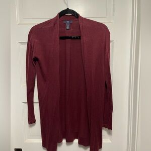 Gap sweater size small
